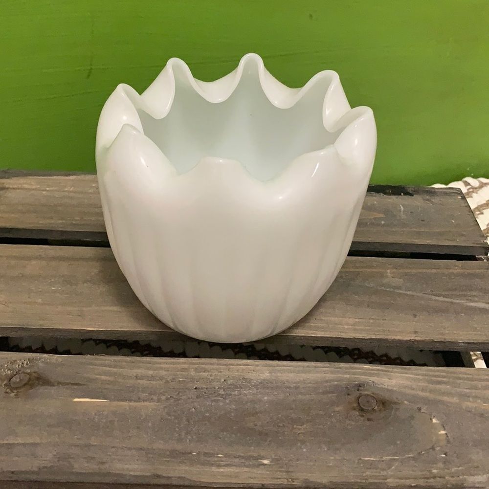 Folded glass milk glass vase
